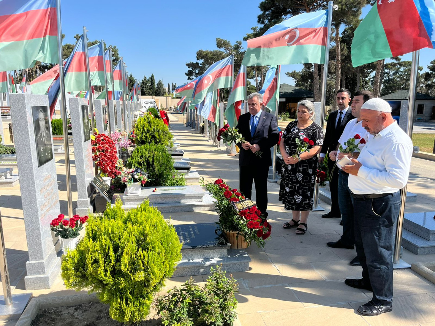 Abşeron rayonunda şəhid ailələri və vətəndaşlarla növbəti görüş keçirilib