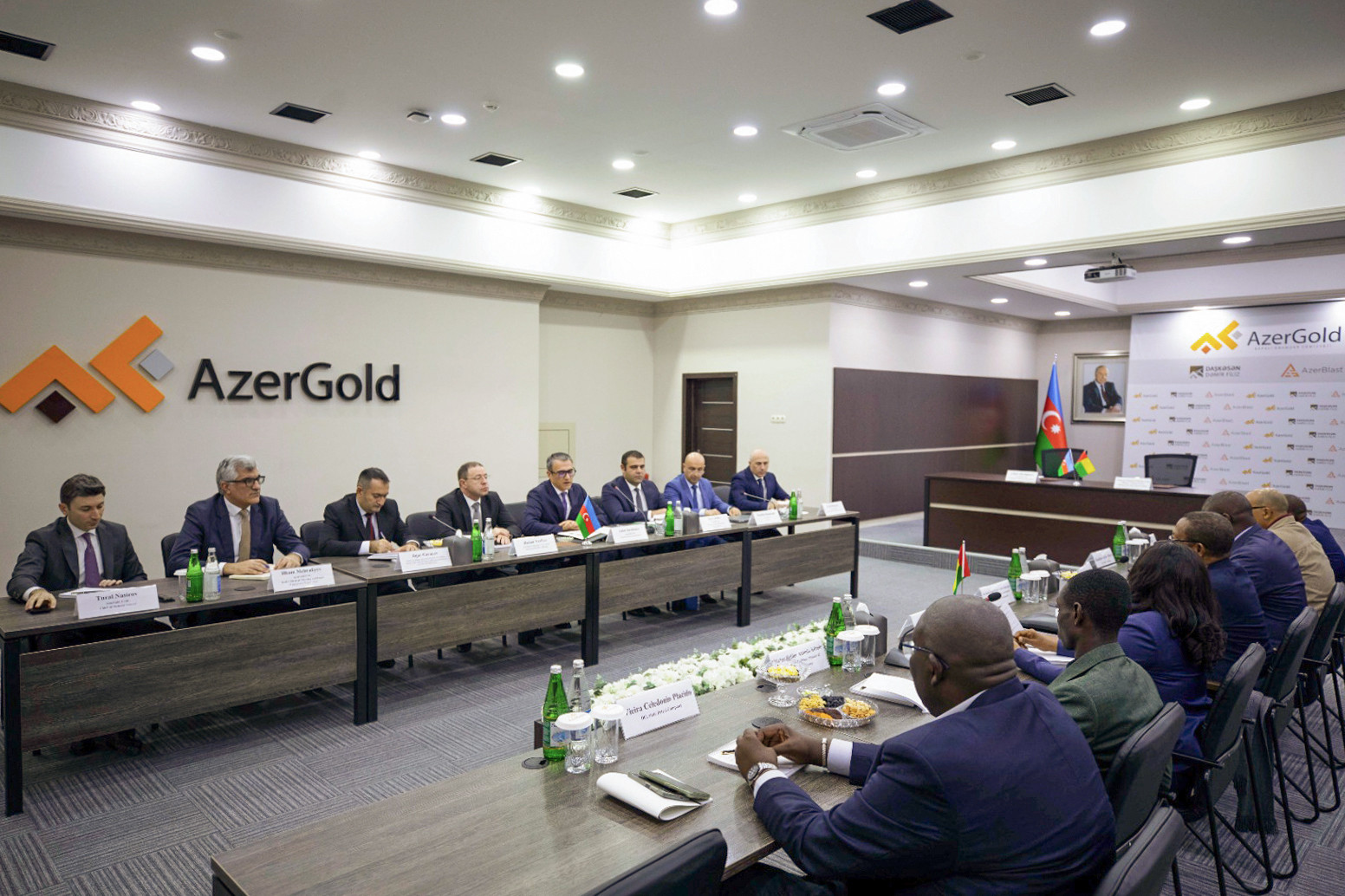 "AzerGold" QSC-də Qvineya-Bisau Respublikasının nümayəndə heyəti ilə görüş keçirilib