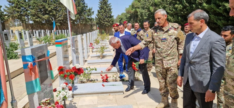 İmamverdi İsmayılov şəhidləri ziyarət etdi, Zəngilan və Qubadlıdan olan şəhid ailələri və qazilərlə görüşdü