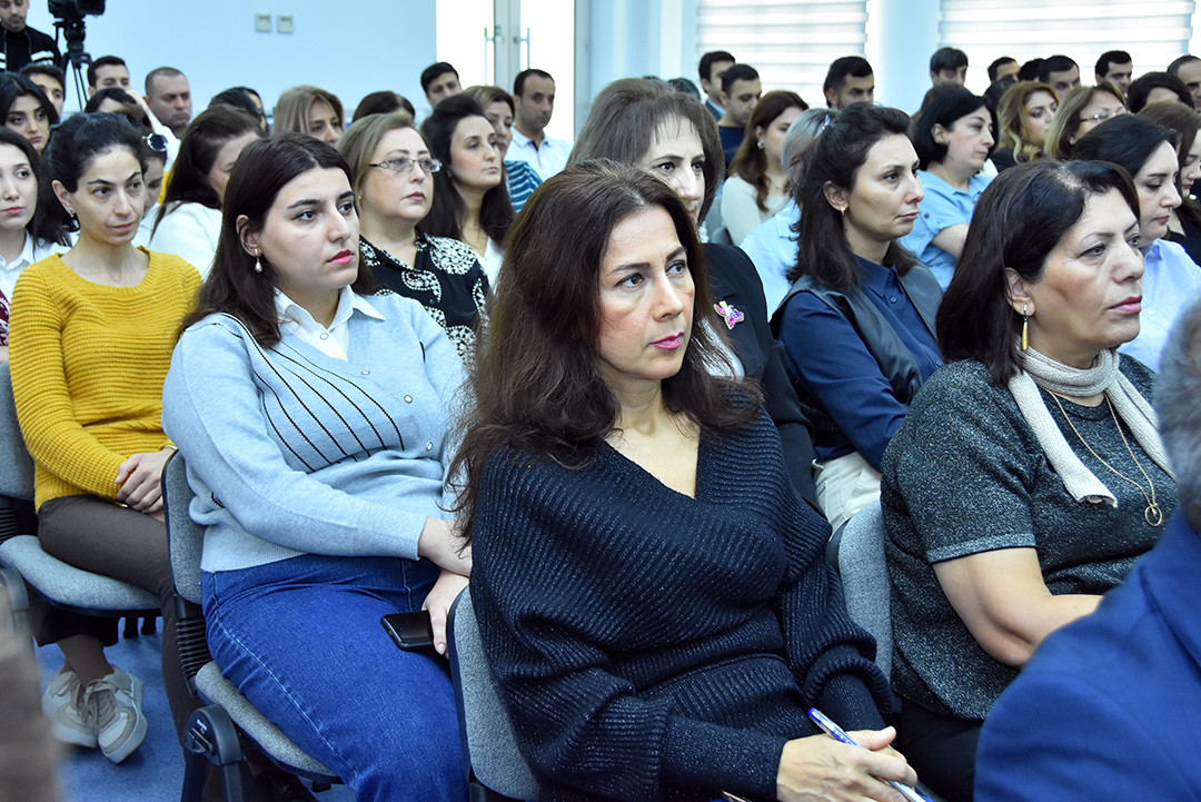 "İnstitutun elmi potensialından daha səmərəli istifadə edilməsi istiqamətində işlər görülməlidir"