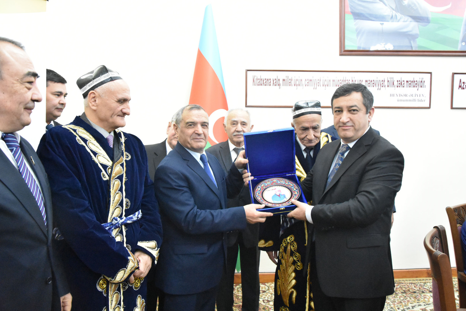 Milli Kitabxanada "Şavkat Mirziyoyev fenomeni" kitabının təqdimat mərasimi keçirilib