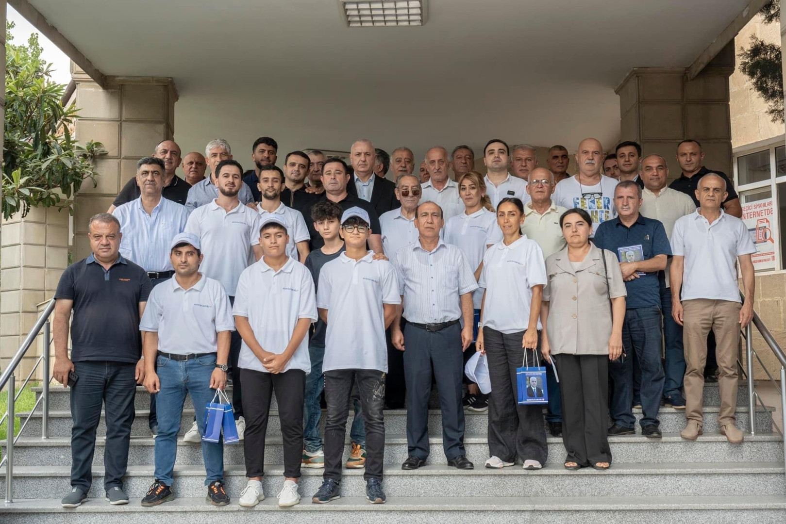 Ülvi Quliyevin seçkiqabağı təbliğat-təşviqat kampaniyası yüksək səviyyədə davam edir -